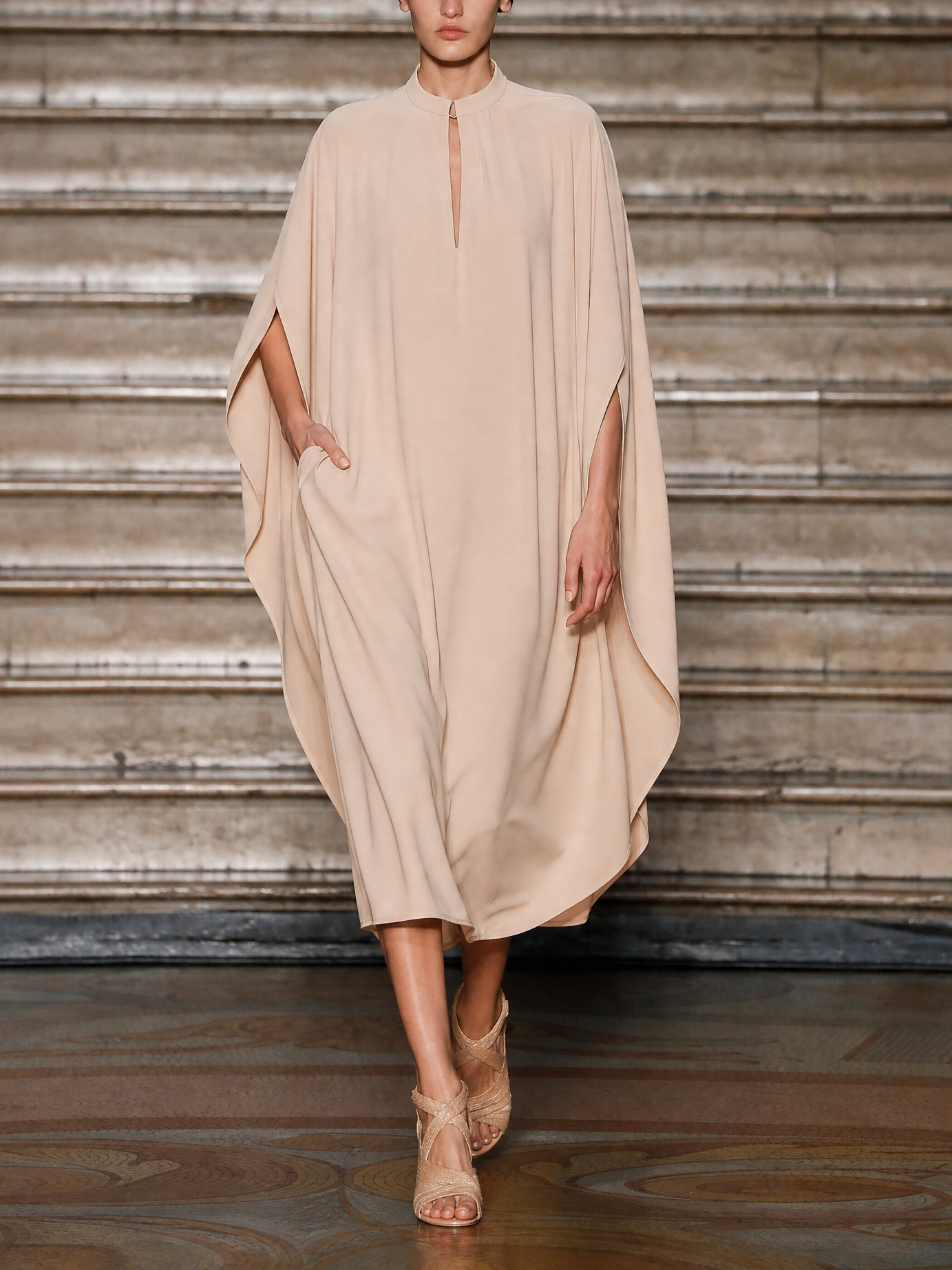 Oversized Keyhole Neck Batwing Midi Dress